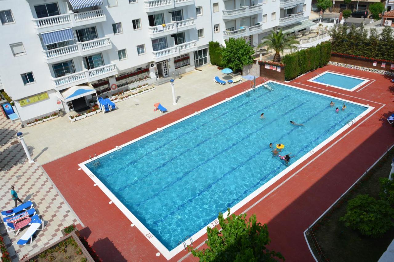 Apcostas Europa Apartment Бланес Екстериор снимка